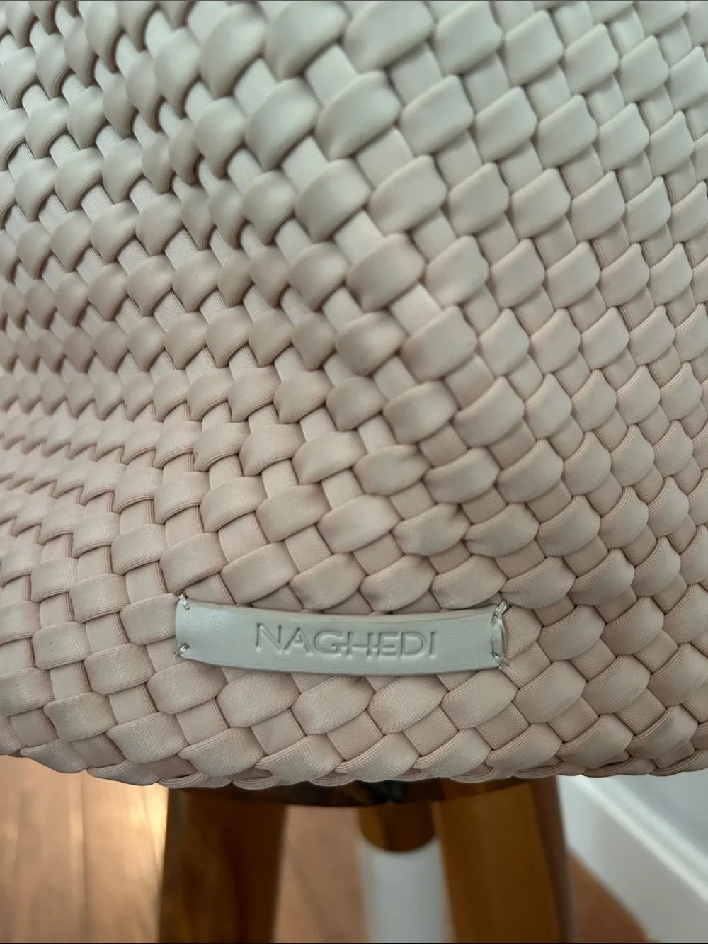 NAGHEDI woven tote bag in Blush Pink and Sand ombré - Picture 2 of 6